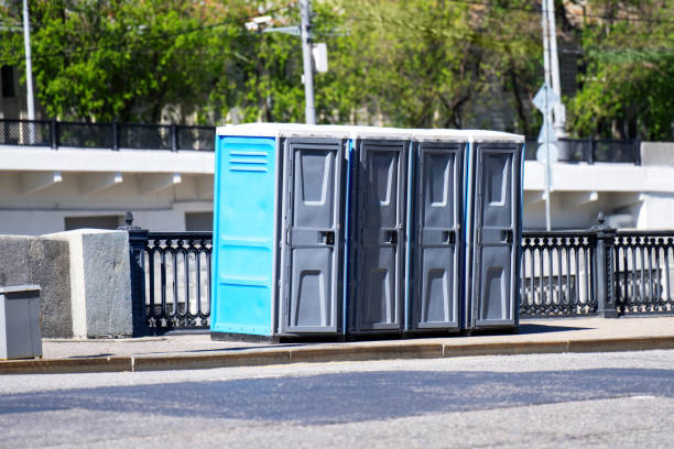Portable Toilet Options We Offer in Plainview, NE